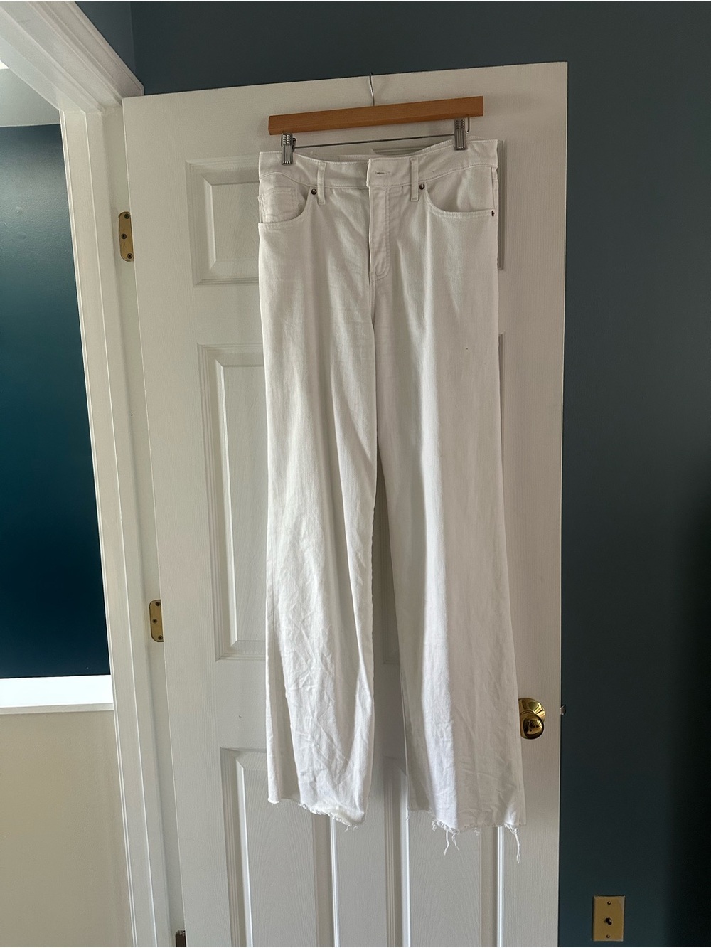 Express Relaxed Straight Jeans - 8L